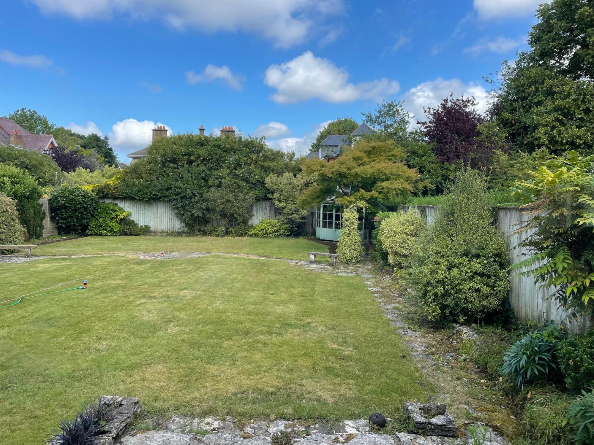 Charming Bournemouth House With Beautiful Spacious Gardens, 5 Min Drive To Beaches, Free Parking For 2-3 Cars Exterior photo